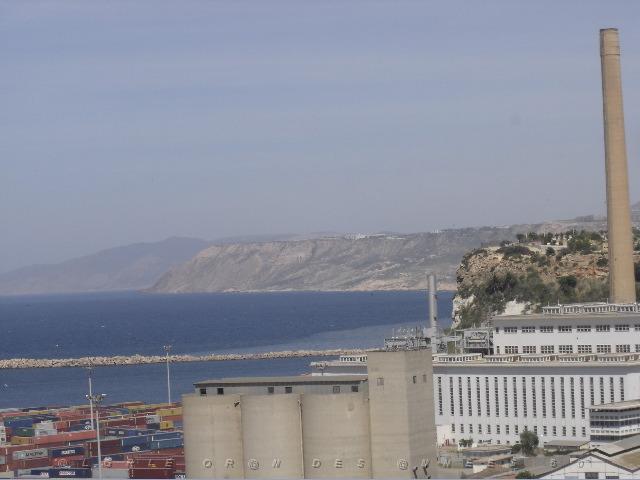 ORAN SEPTEMBRE 2006 CENTRALE THERMIQUE.jpg